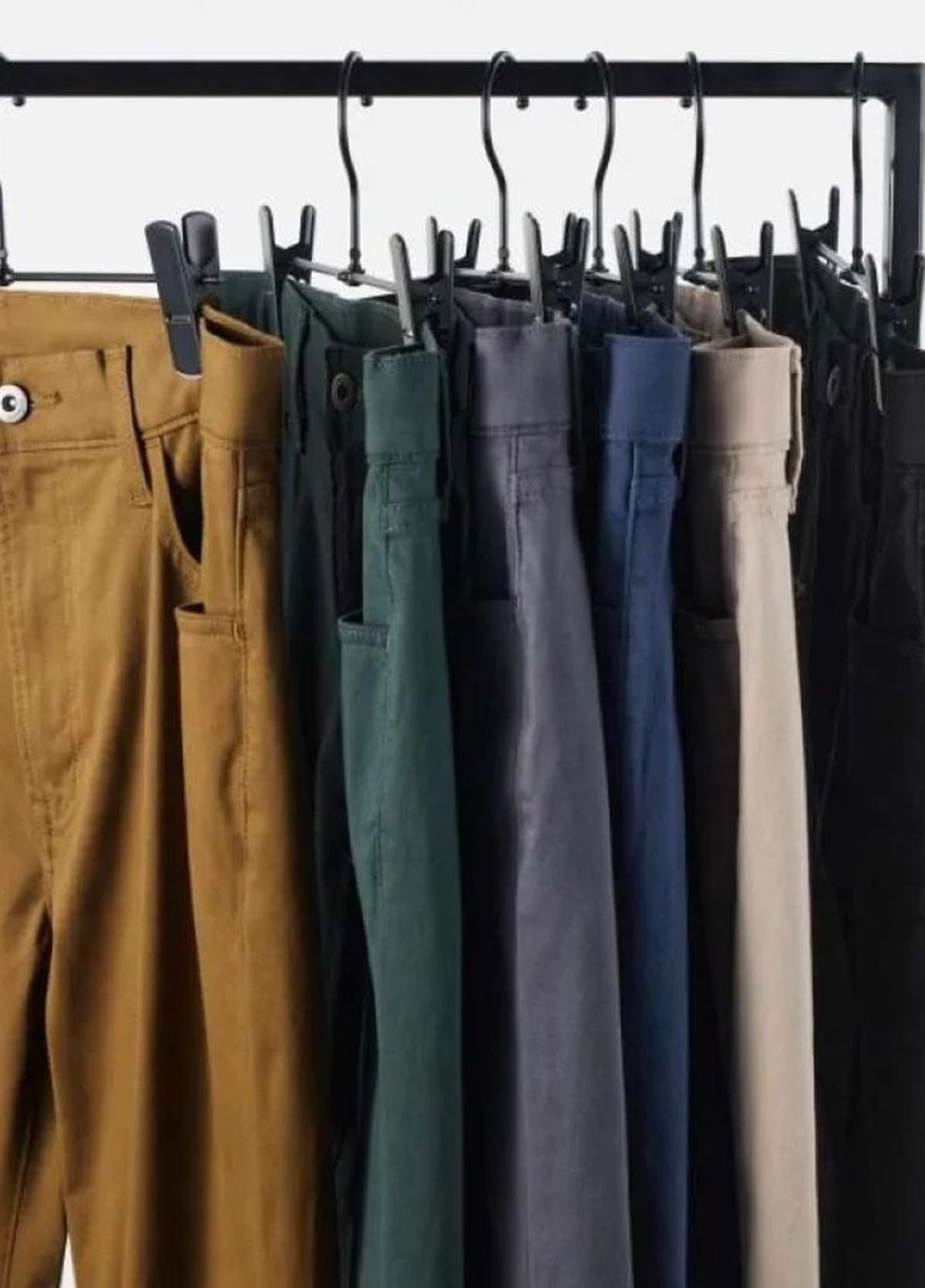 Серые демисезонные зауженные джинсы Uniqlo