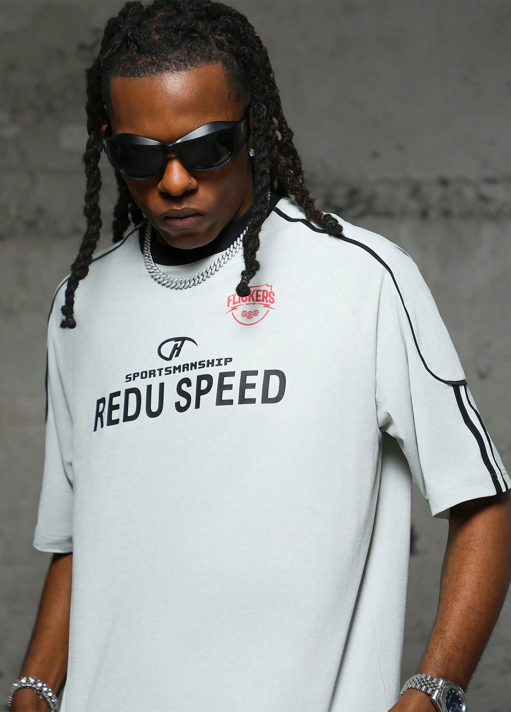 Біла футболка SHEIN