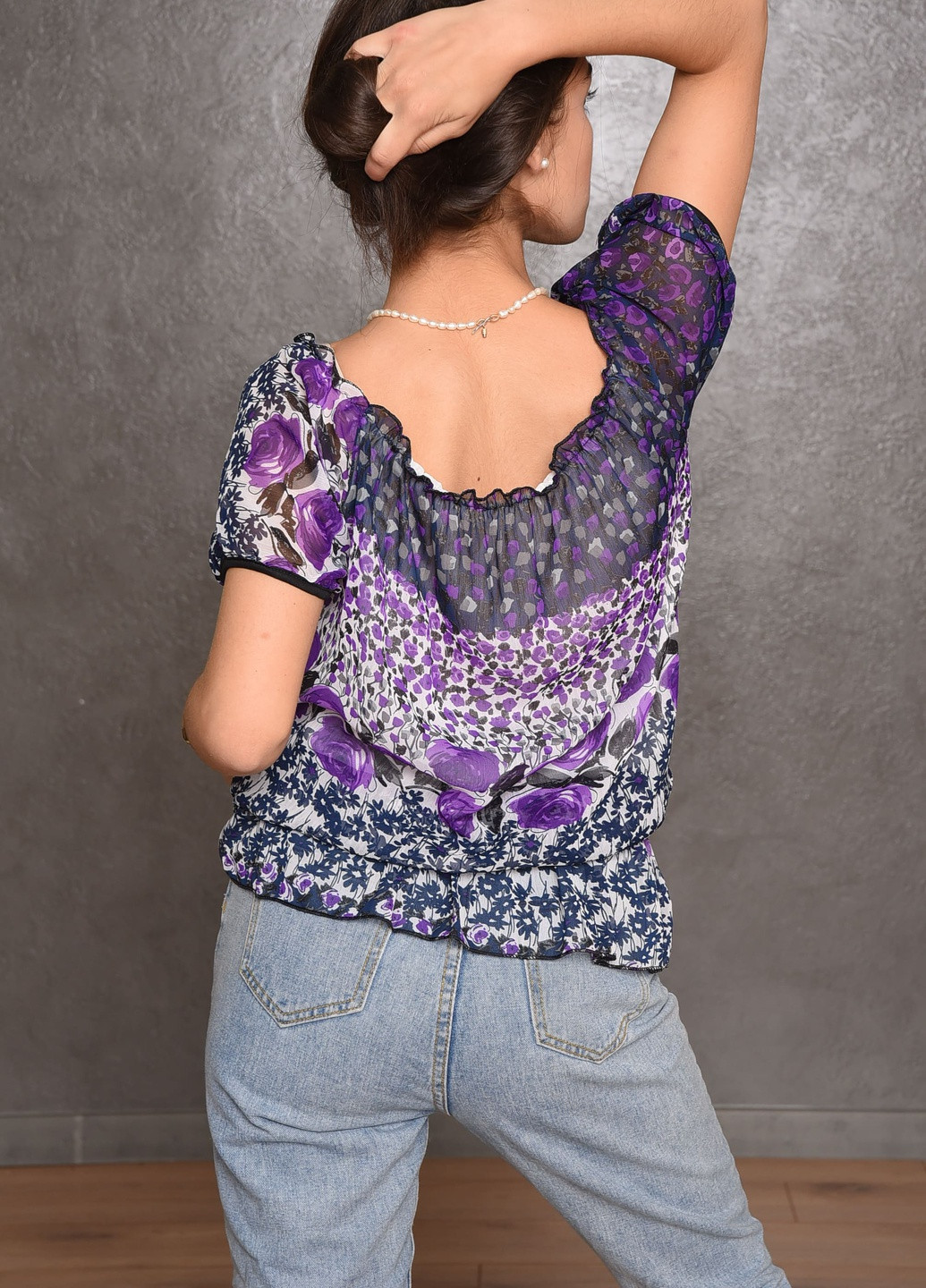 Фиолетовая летняя блузка женская фиолетового цвета размер 42-44 на запах Let's Shop