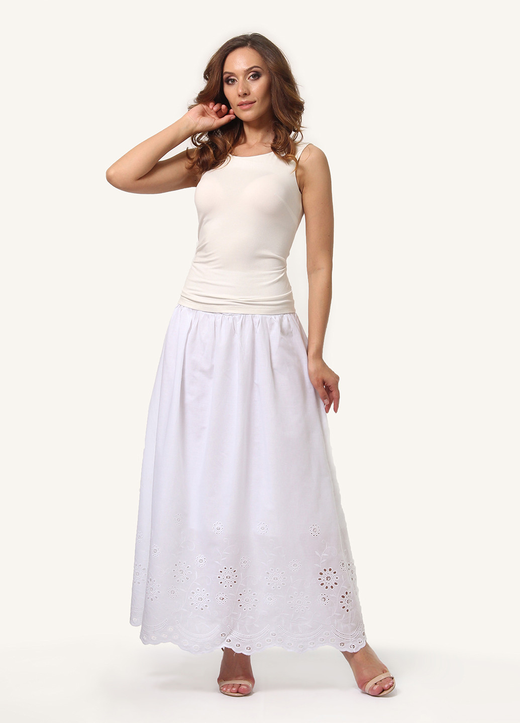 Белая кэжуал однотонная юбка Alika Kruss клешированная