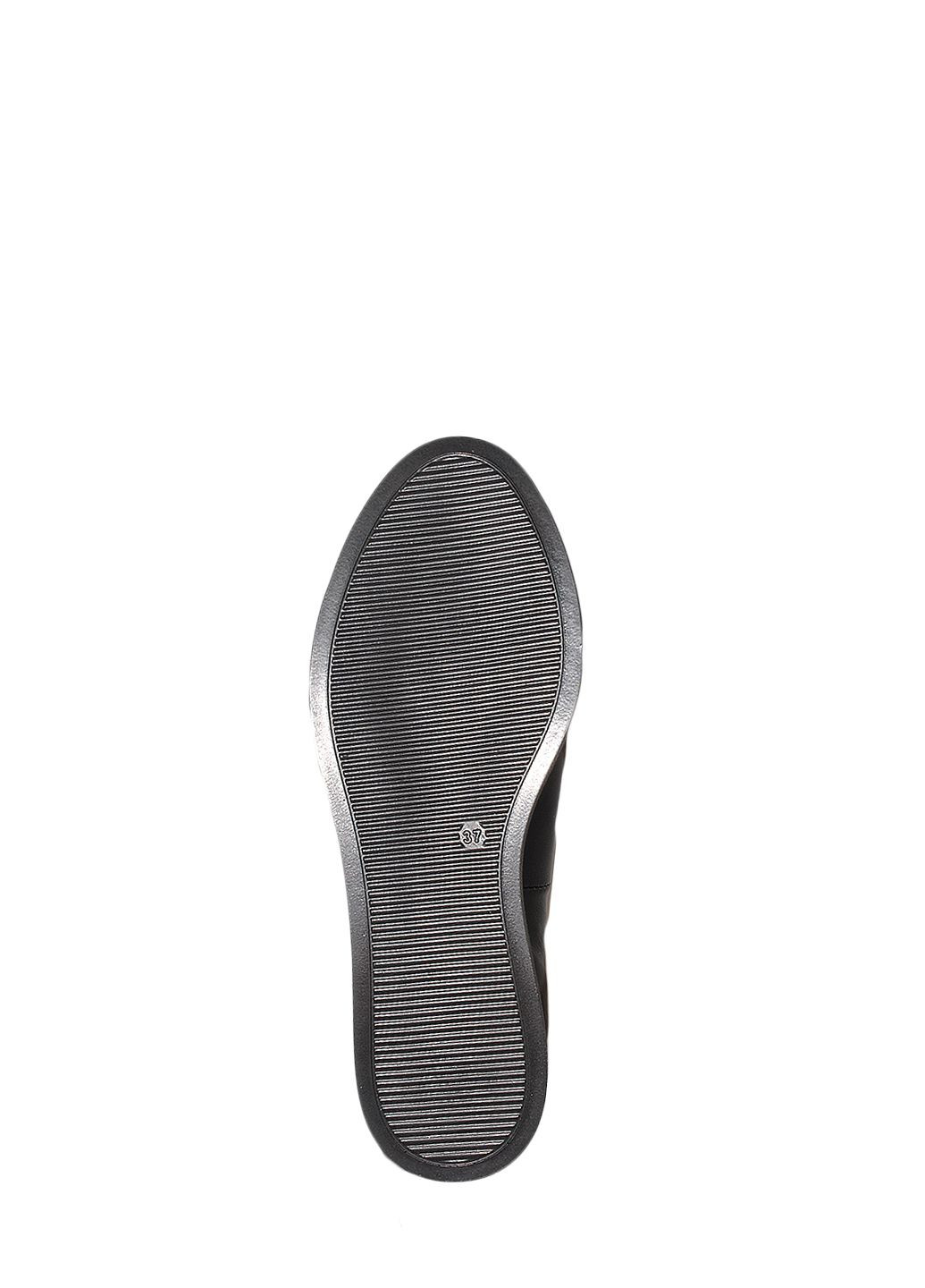Туфли R1065 Черный-белый Saurini