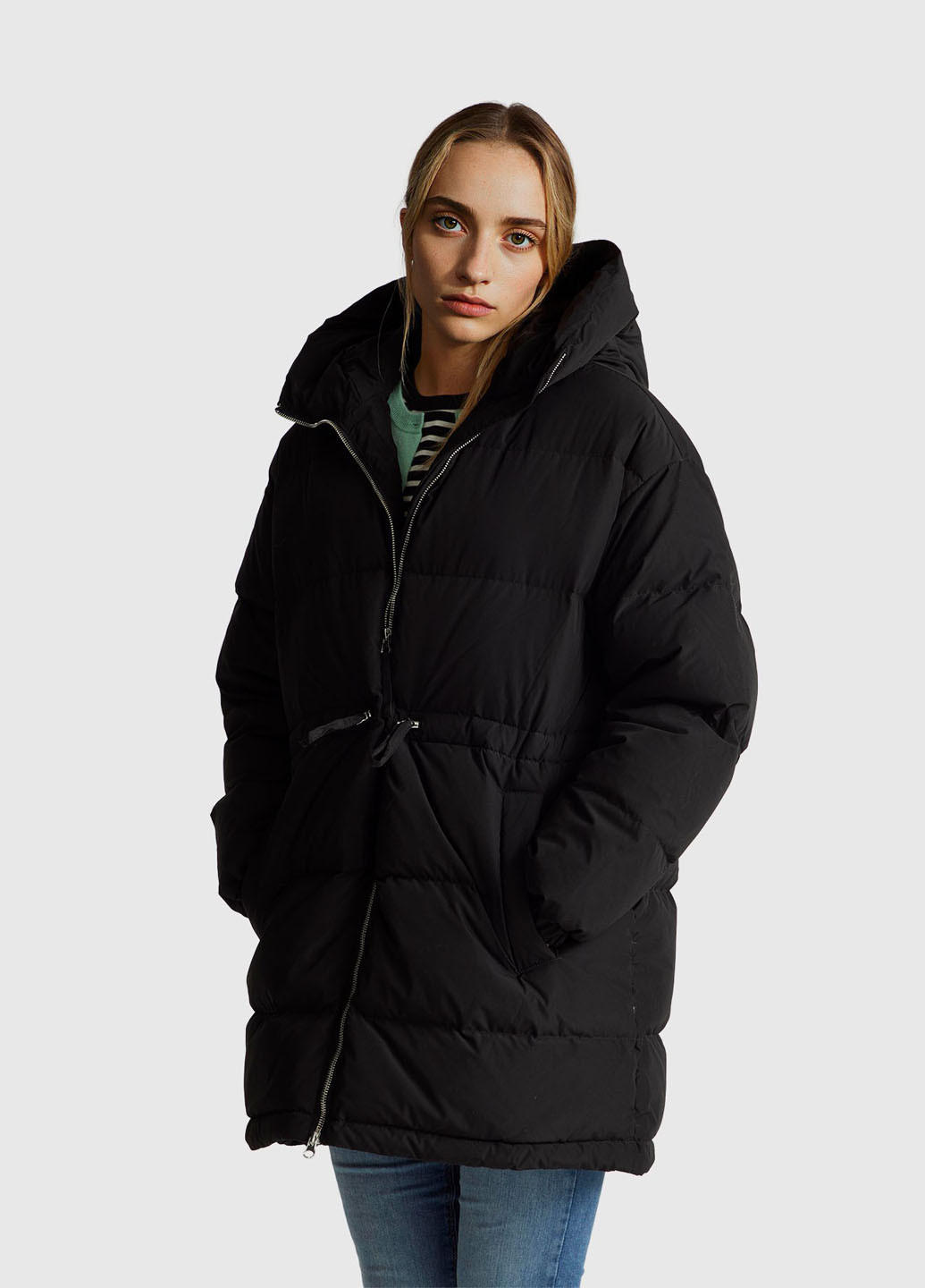 Чорна демісезонна куртка United Colors of Benetton
