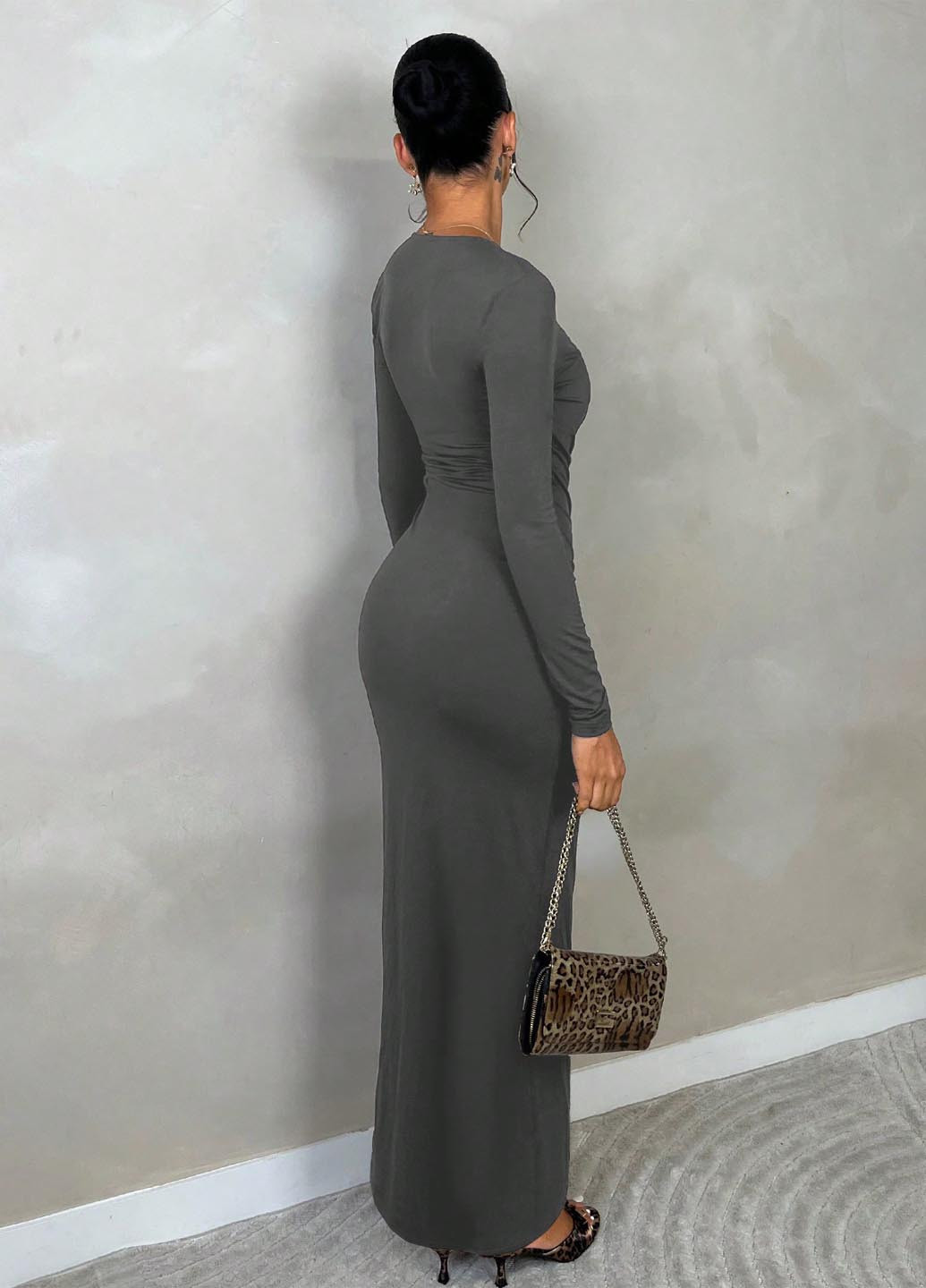 Темно-серое кэжуал платье силуэтная SHEIN однотонное