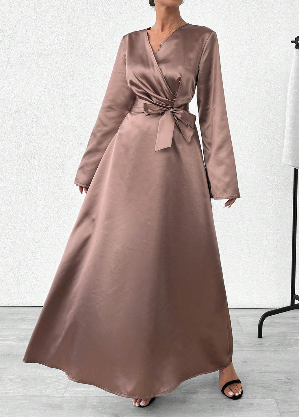 Кавова вечірня сукня кльош SHEIN однотонна