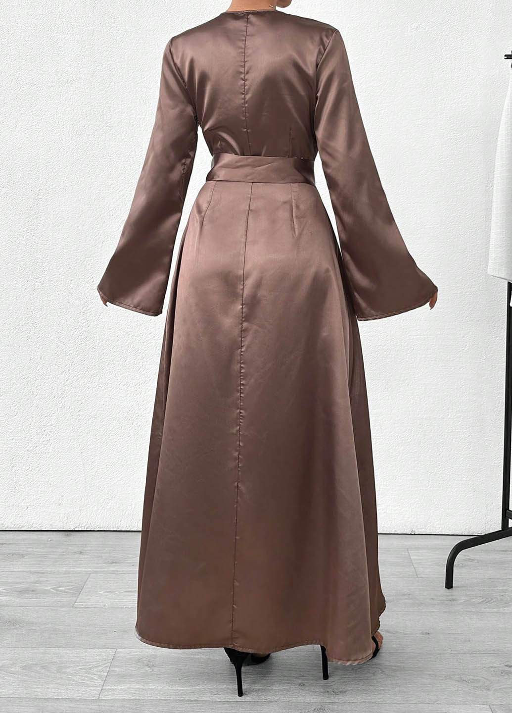 Кавова вечірня сукня кльош SHEIN однотонна