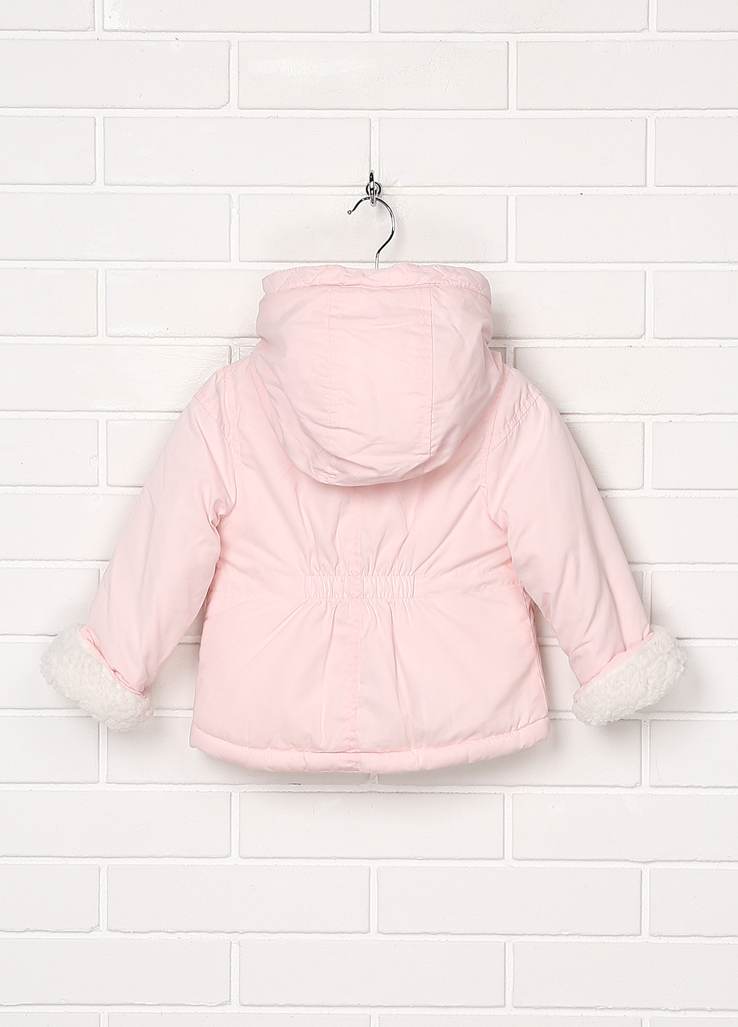 Бледно-розовая демисезонная куртка C&A