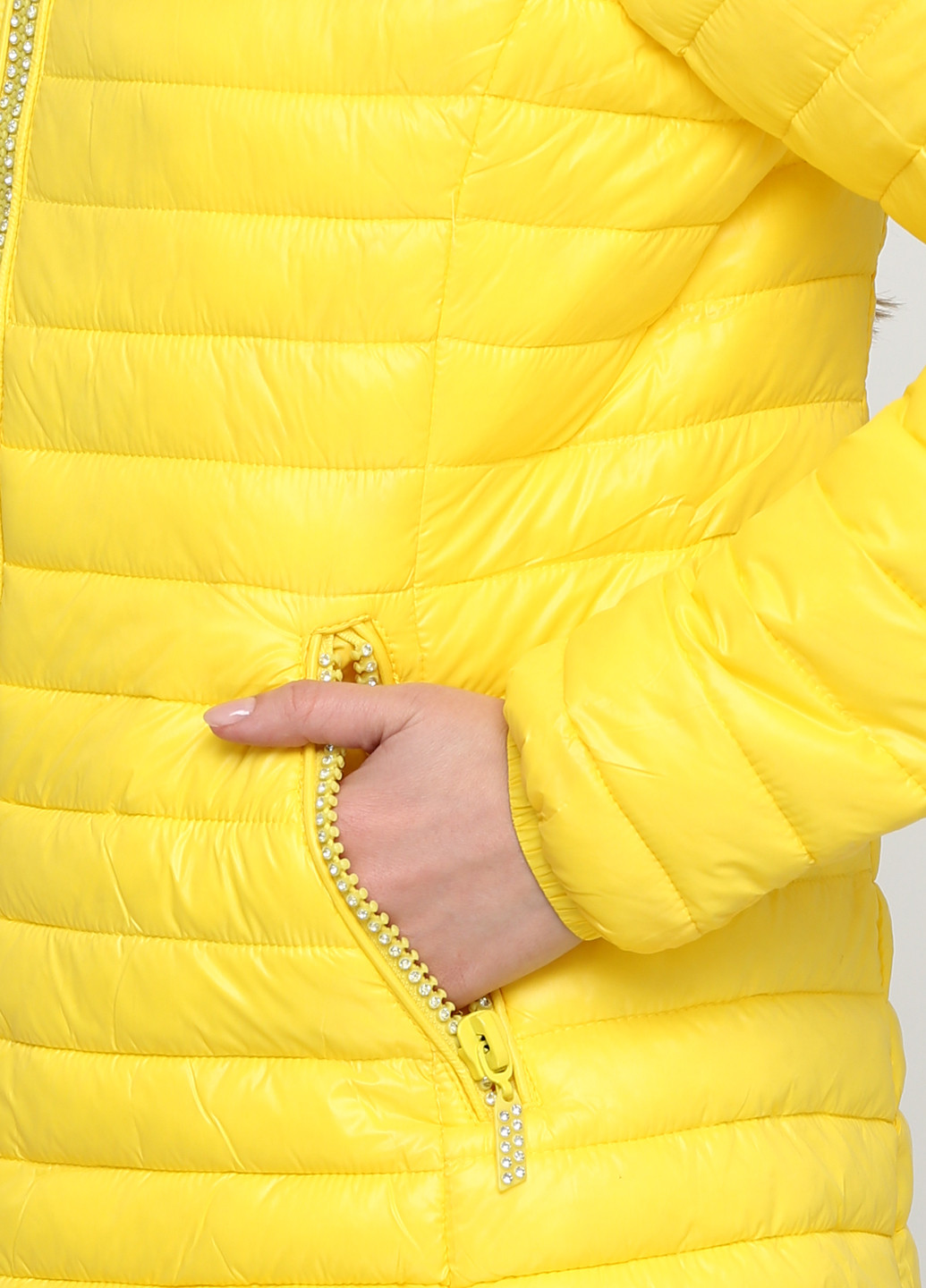 Желтая демисезонная куртка Fantasy