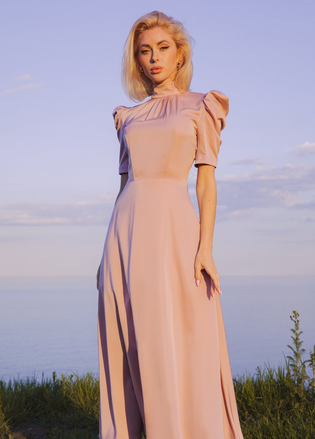 Розовое повседневный платье Gepur однотонное