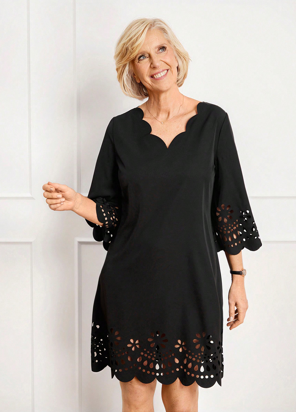 Черное кэжуал платье а-силуэт SHEIN однотонное