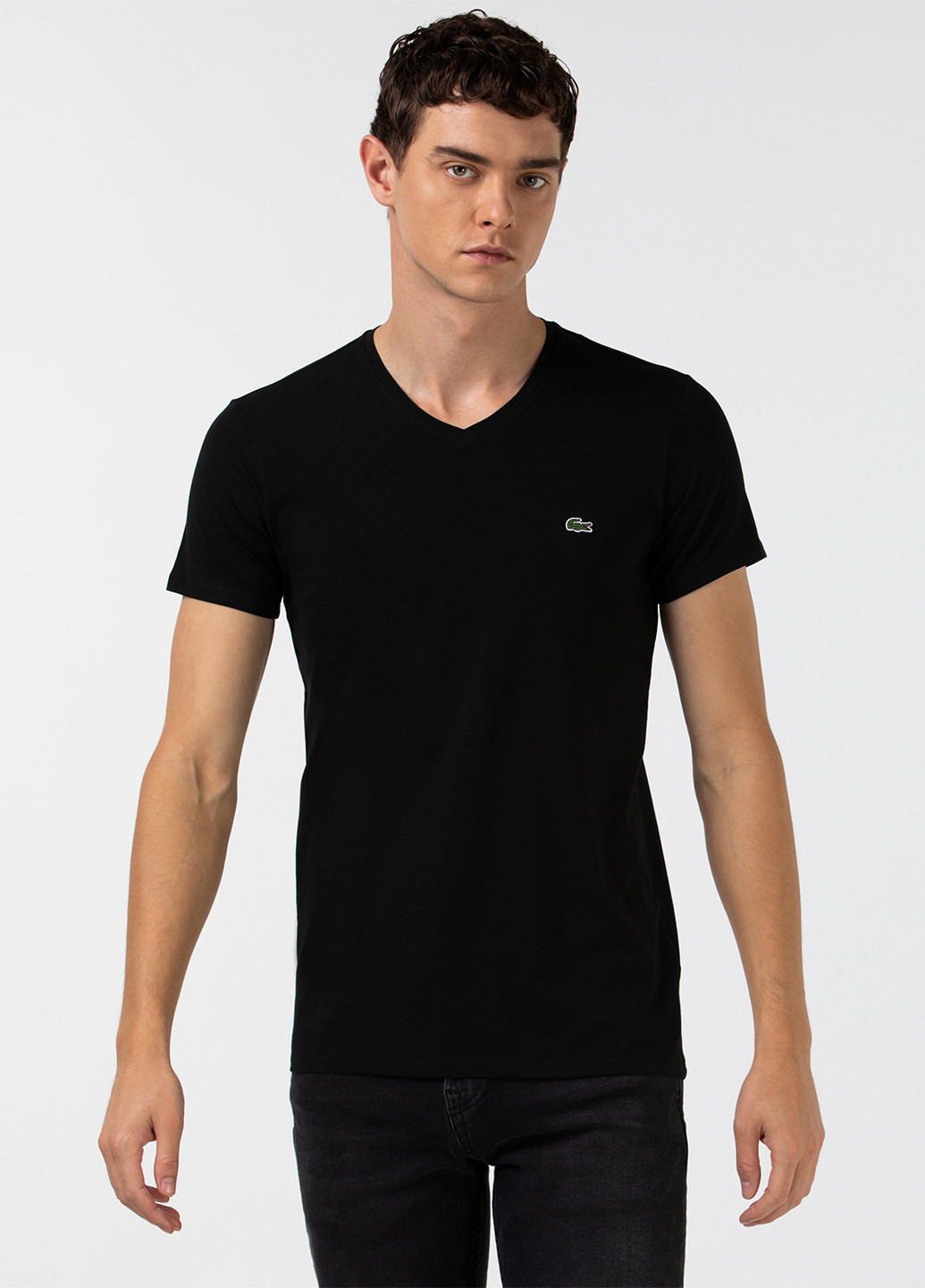 Черная футболка Lacoste