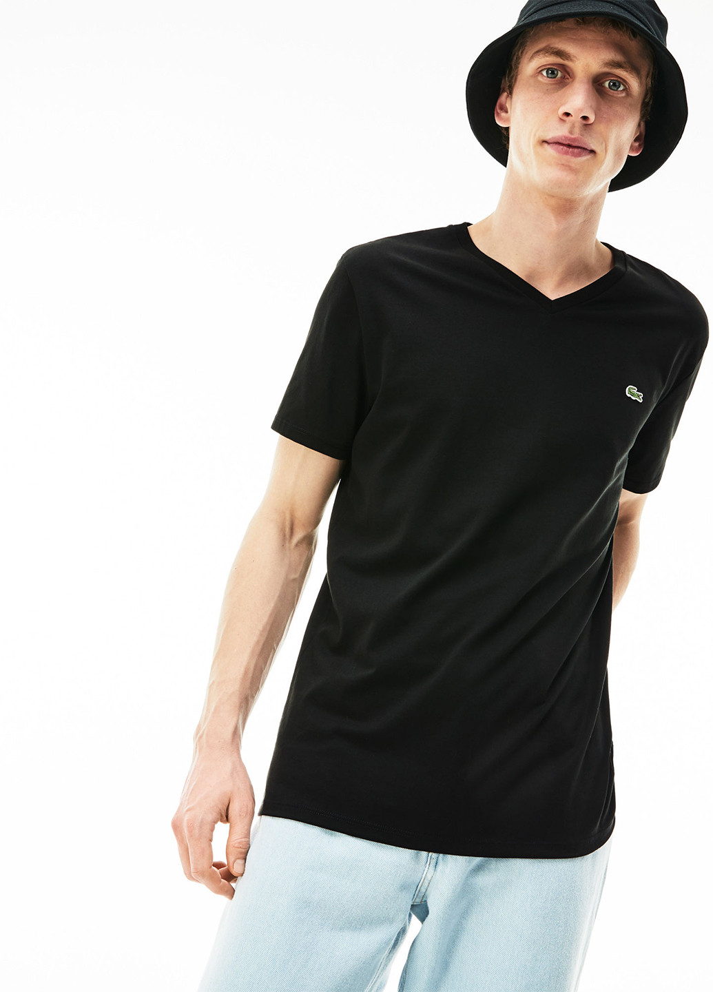 Черная футболка Lacoste