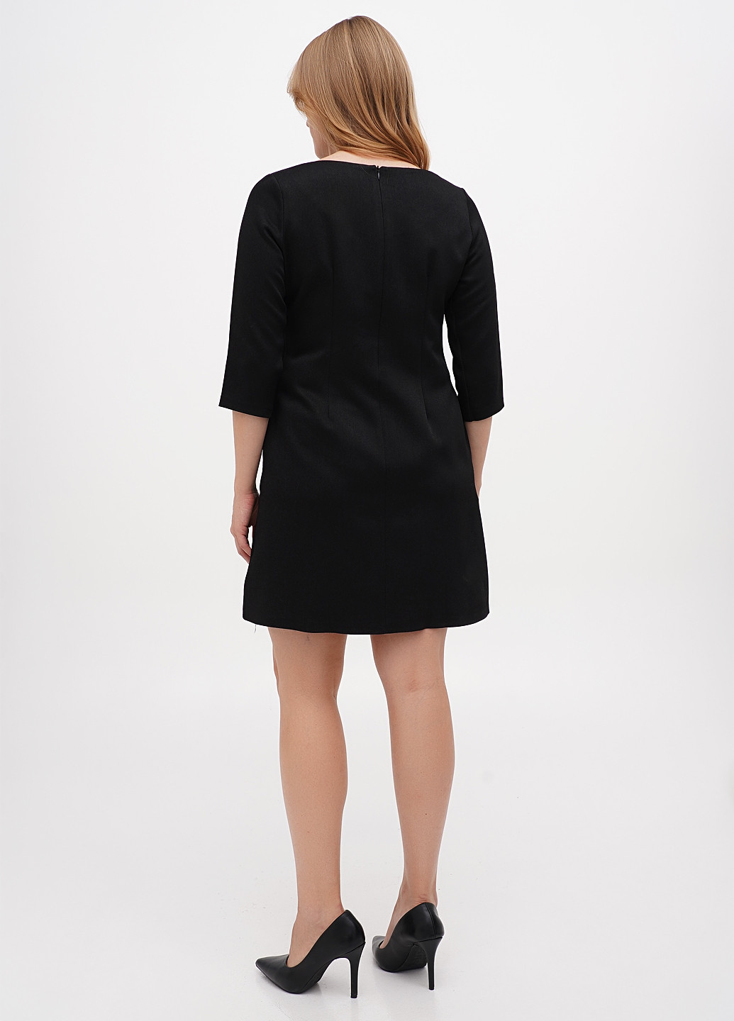 Чорна кежуал сукня а-силует Sassofono однотонна