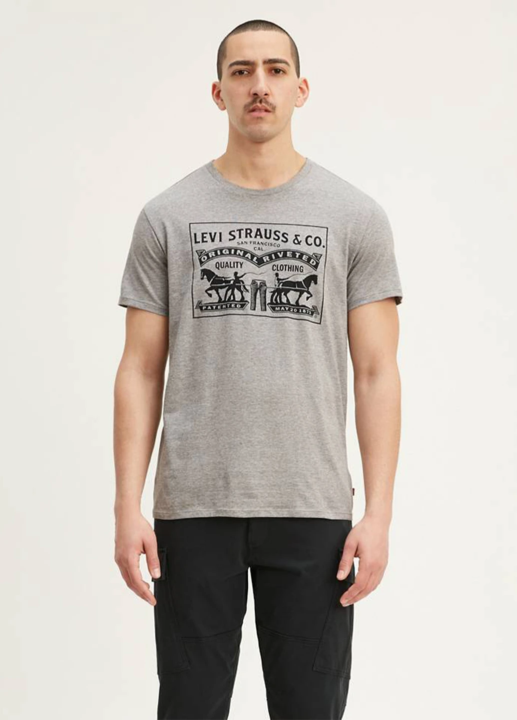 Сіра футболка Levi's