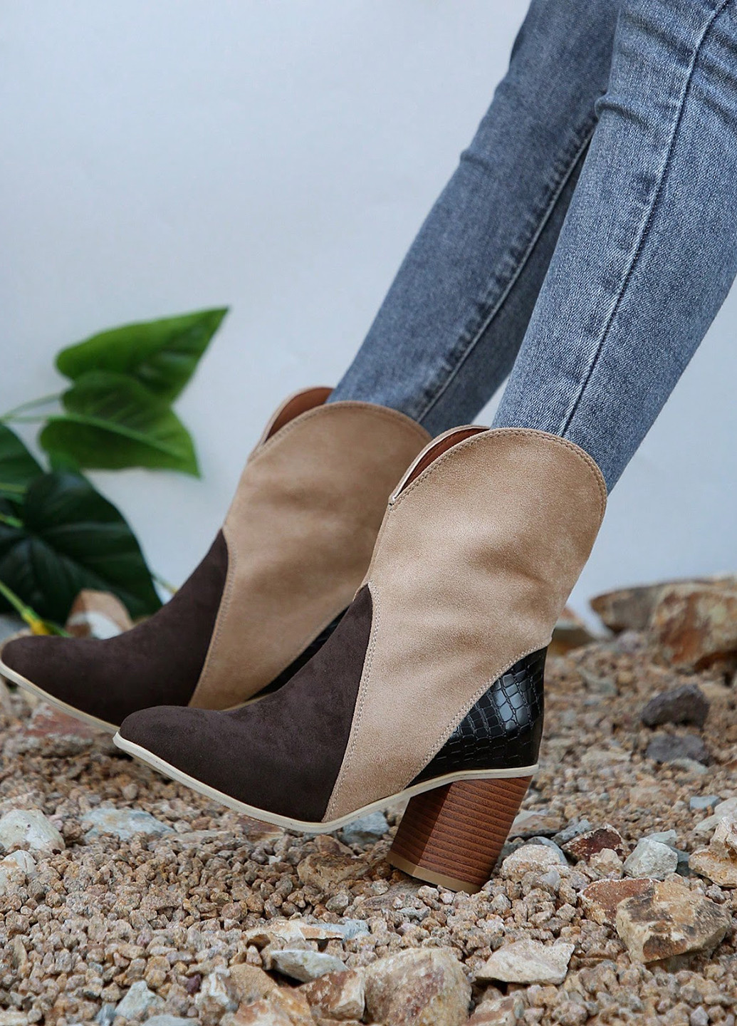 Осенние сапоги казаки SHEIN