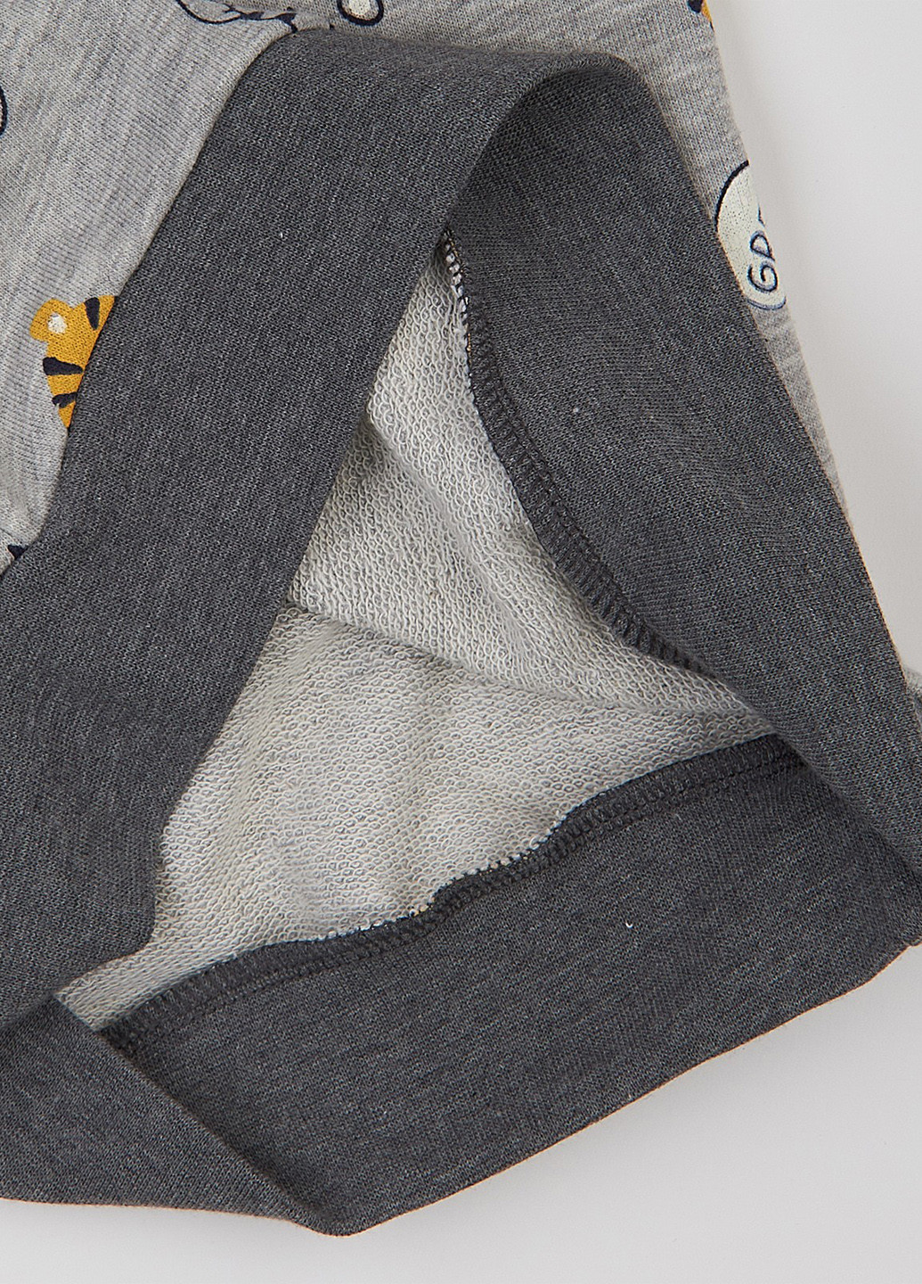 Сірий демісезонний комплект(светр, штани) ArDoMi