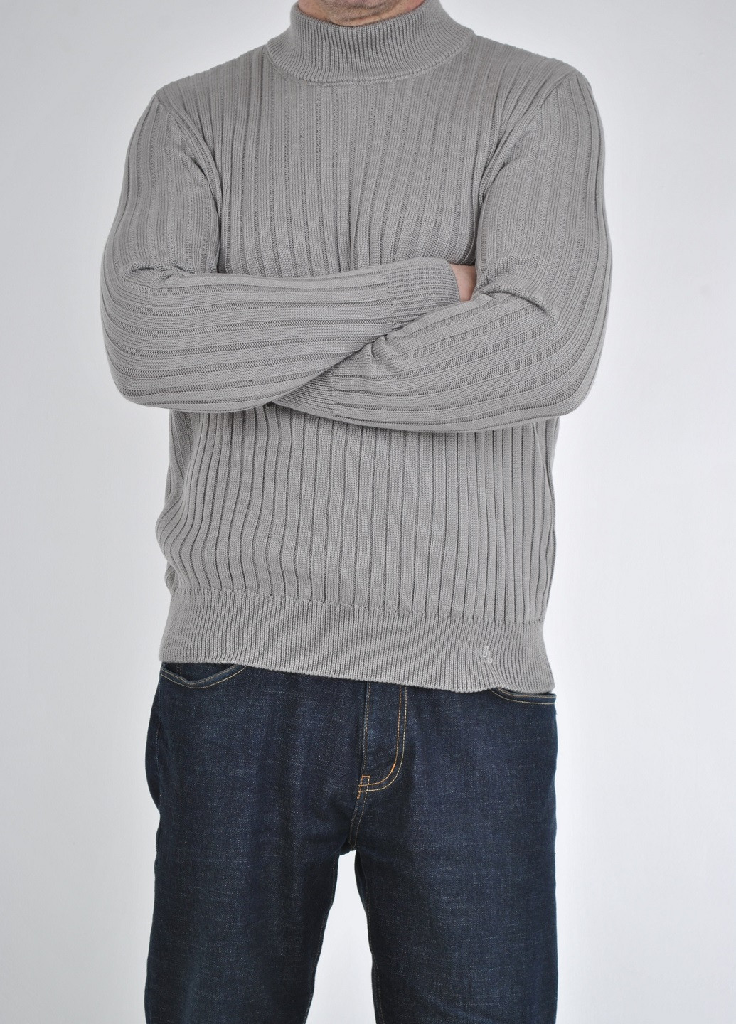 Сірий демісезонний светр зі стійкою Berta Lucci