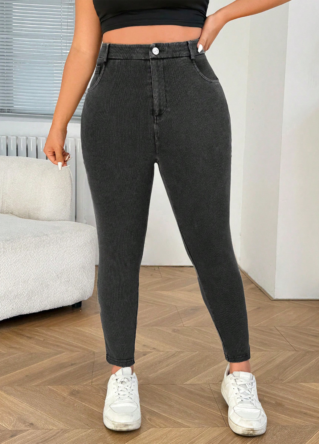 Черные демисезонные джеггинсы SHEIN