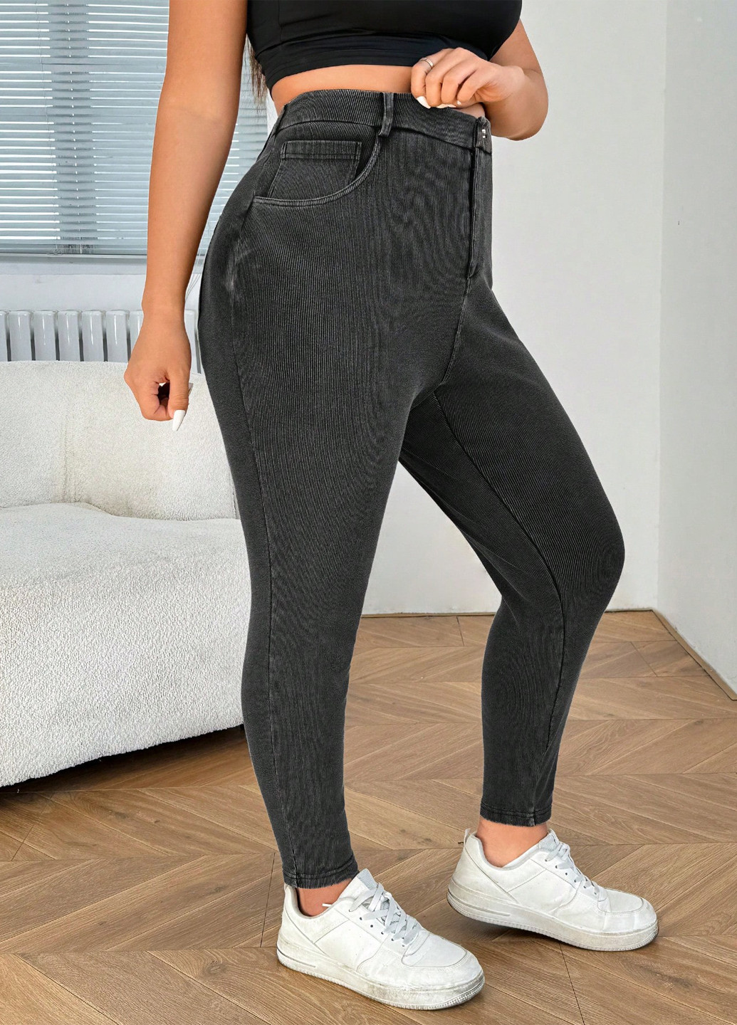 Черные демисезонные джеггинсы SHEIN