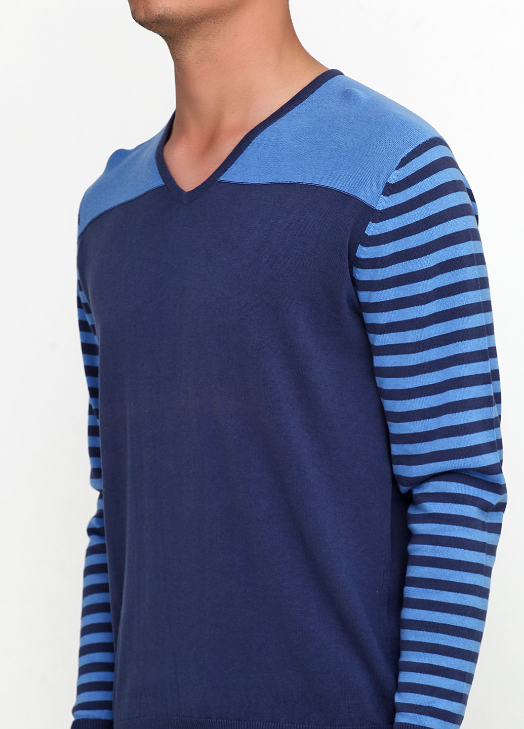 Темно-синій демісезонний пуловер пуловер Sorbino