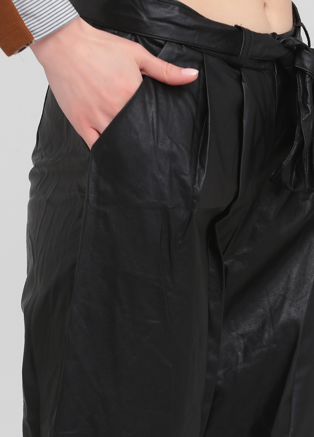 Черные кэжуал демисезонные прямые брюки Bebe Plus