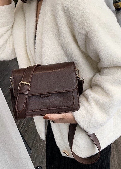 Жіноча класична сумочка на пояс крос-боді на три відділи темно коричнева NoName (251204043)