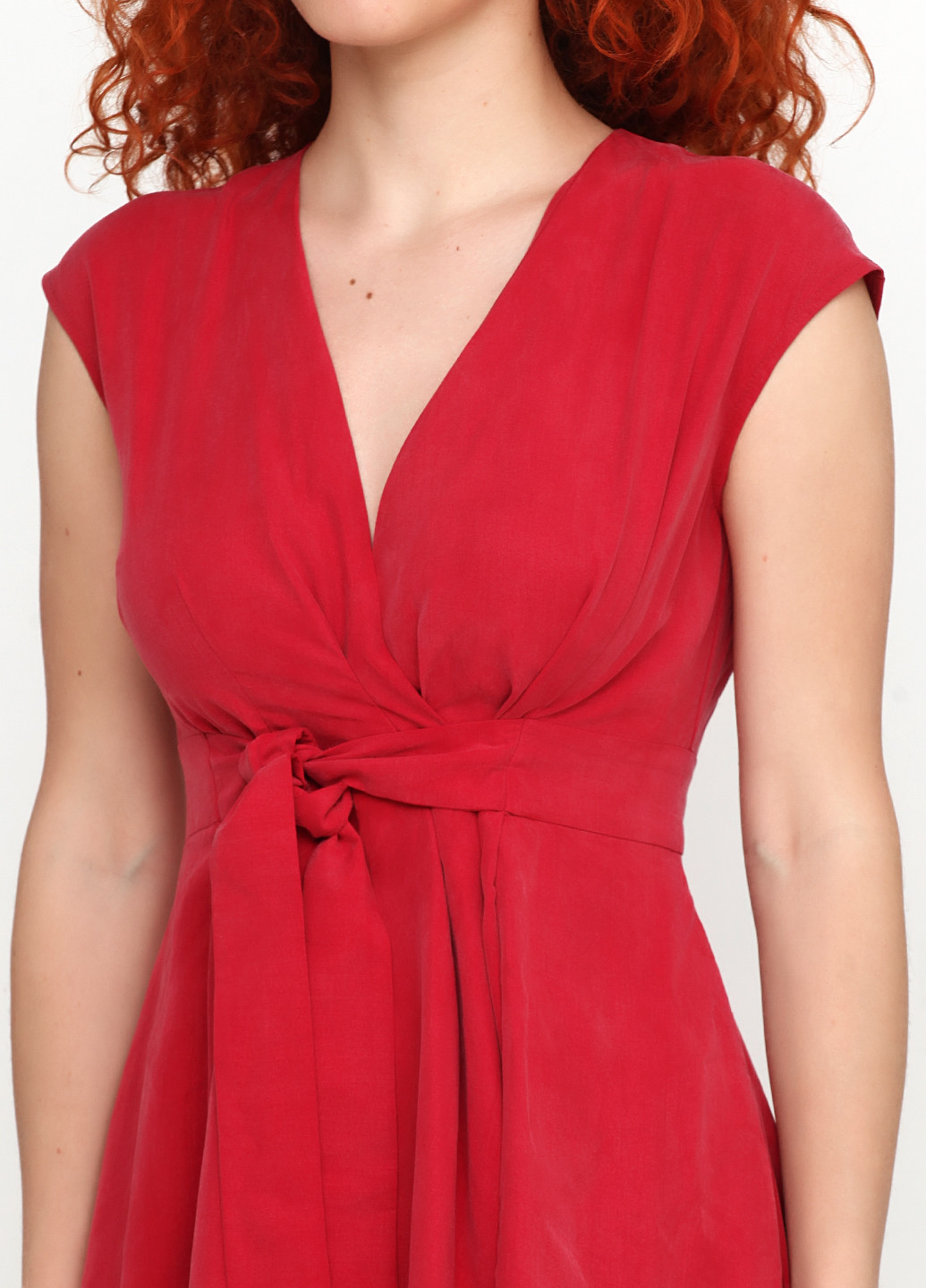 Красное кэжуал платье на запах Cherie однотонное