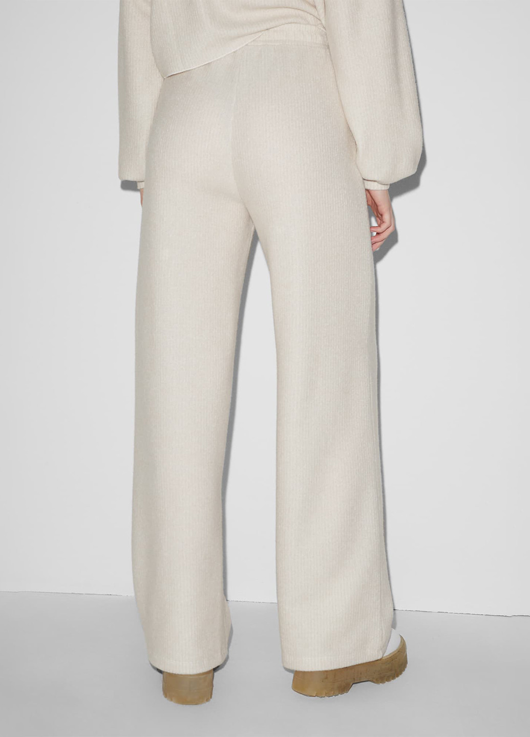 Светло-бежевые кэжуал демисезонные прямые брюки C&A