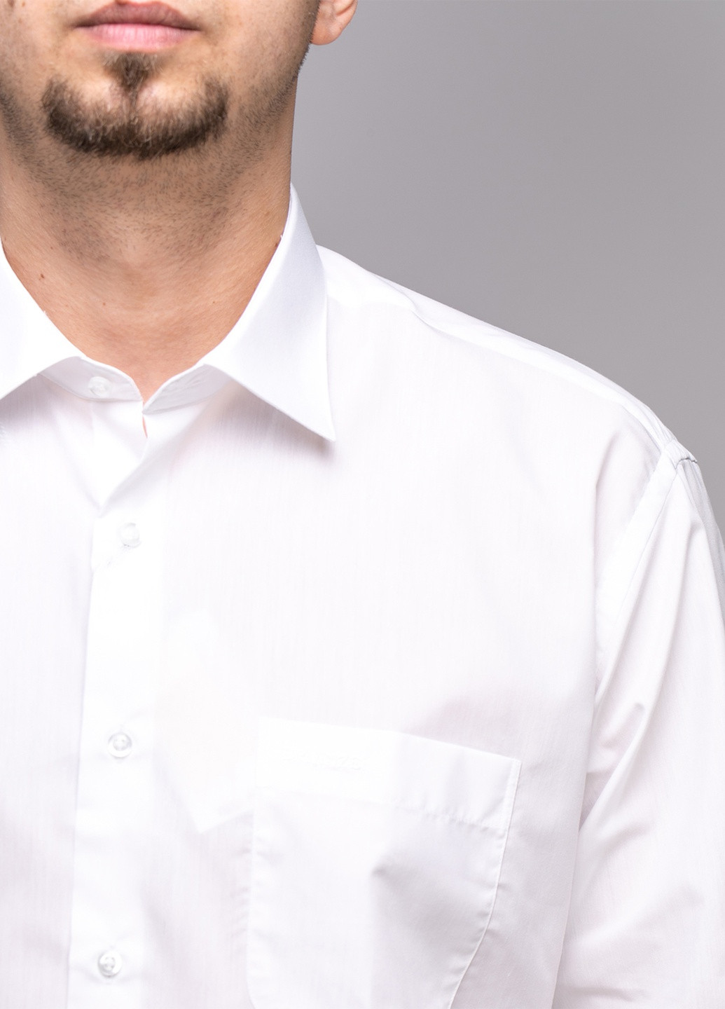 Белая кэжуал рубашка однотонная Brianze