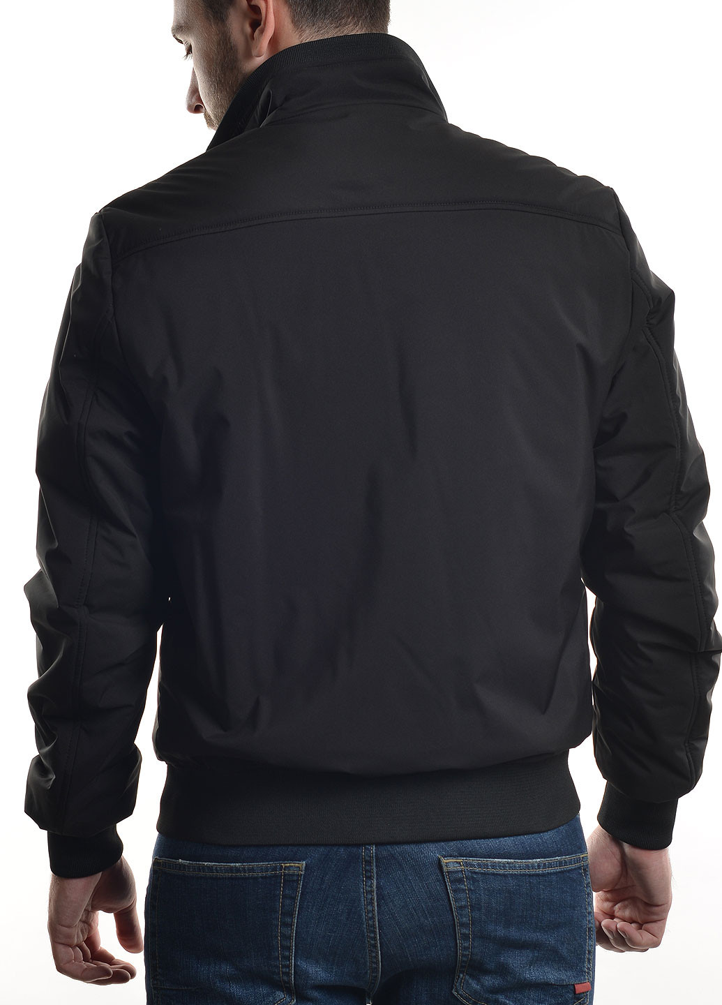 Чорна демісезонна куртка бомбер Astoni Costa