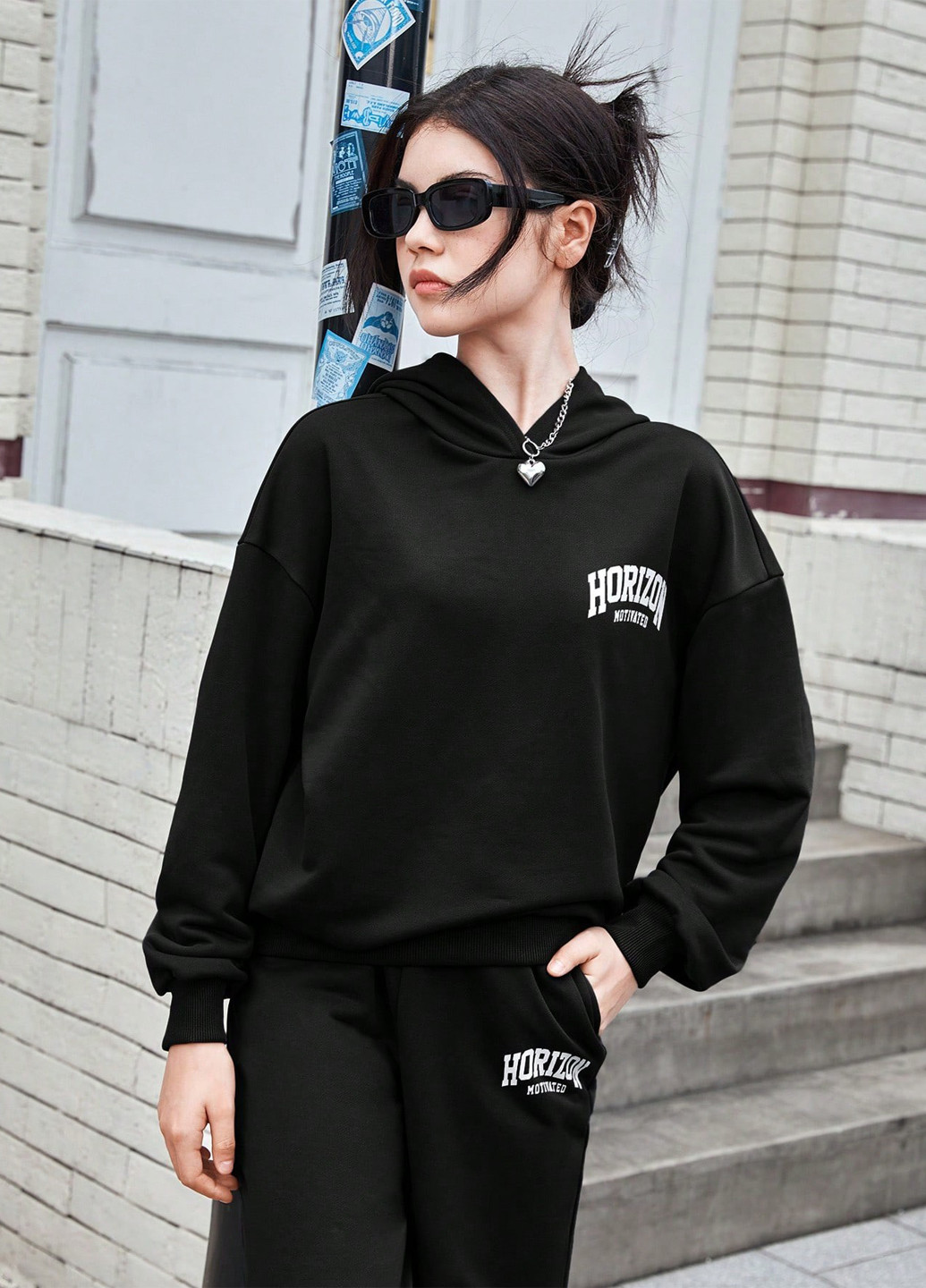 Чорний демісезонний костюм (худі, штани) брючний SHEIN