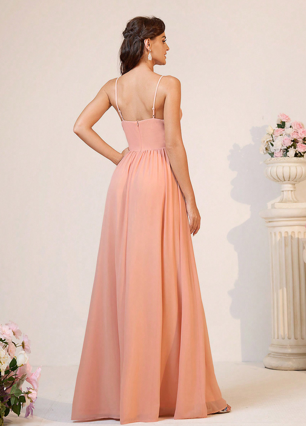 Персиковое вечернее, праздничный платье в греческом стиле, с открытой спиной, с открытыми плечами SHEIN однотонное