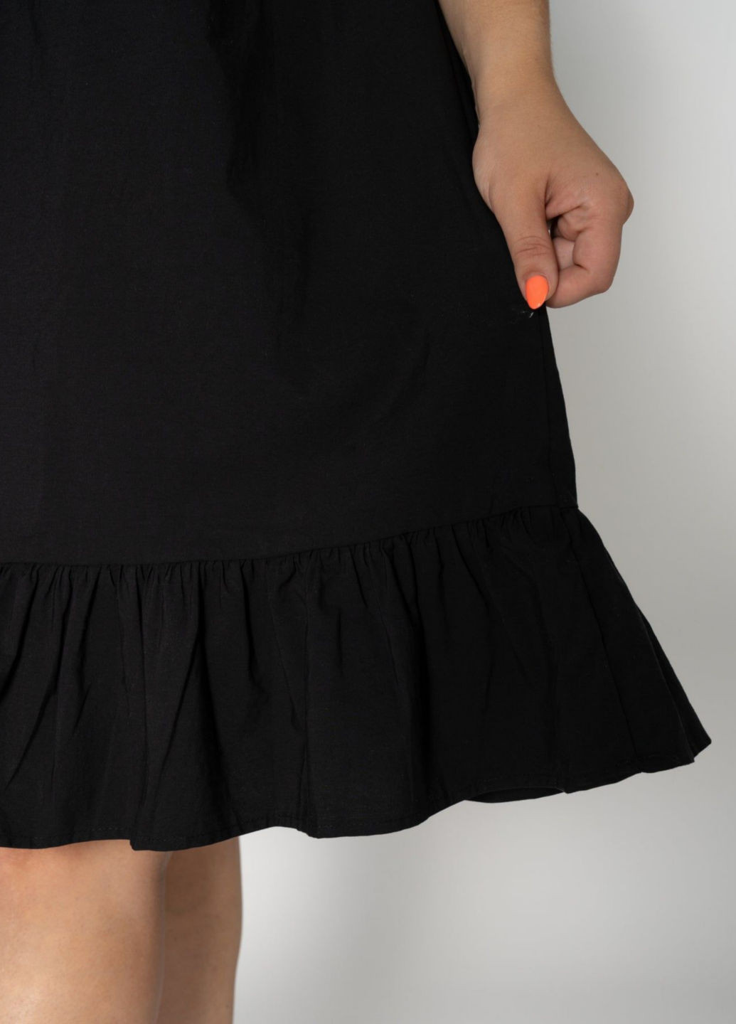 Черное кэжуал платье а-силуэт NU-IN однотонное