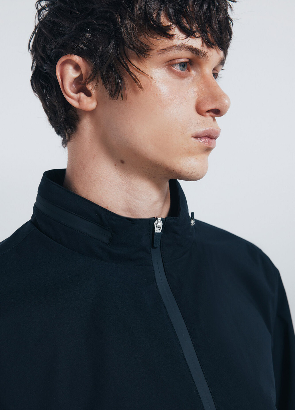 Чорна демісезонна куртка Springfield