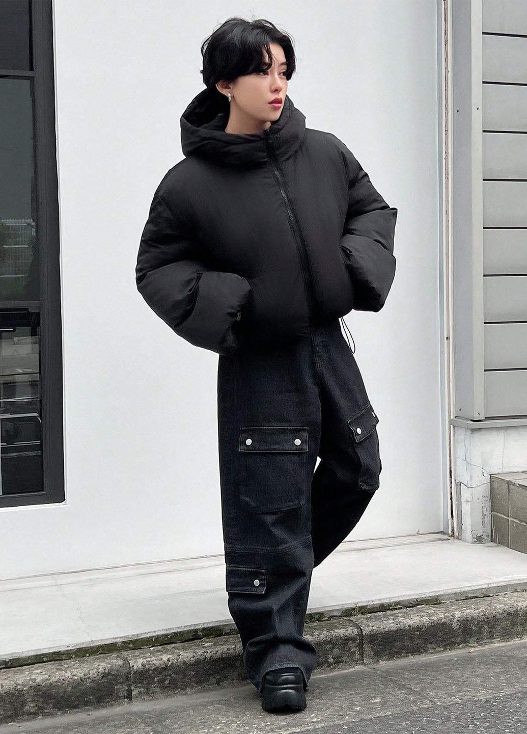 Чорна зимня куртка SHEIN