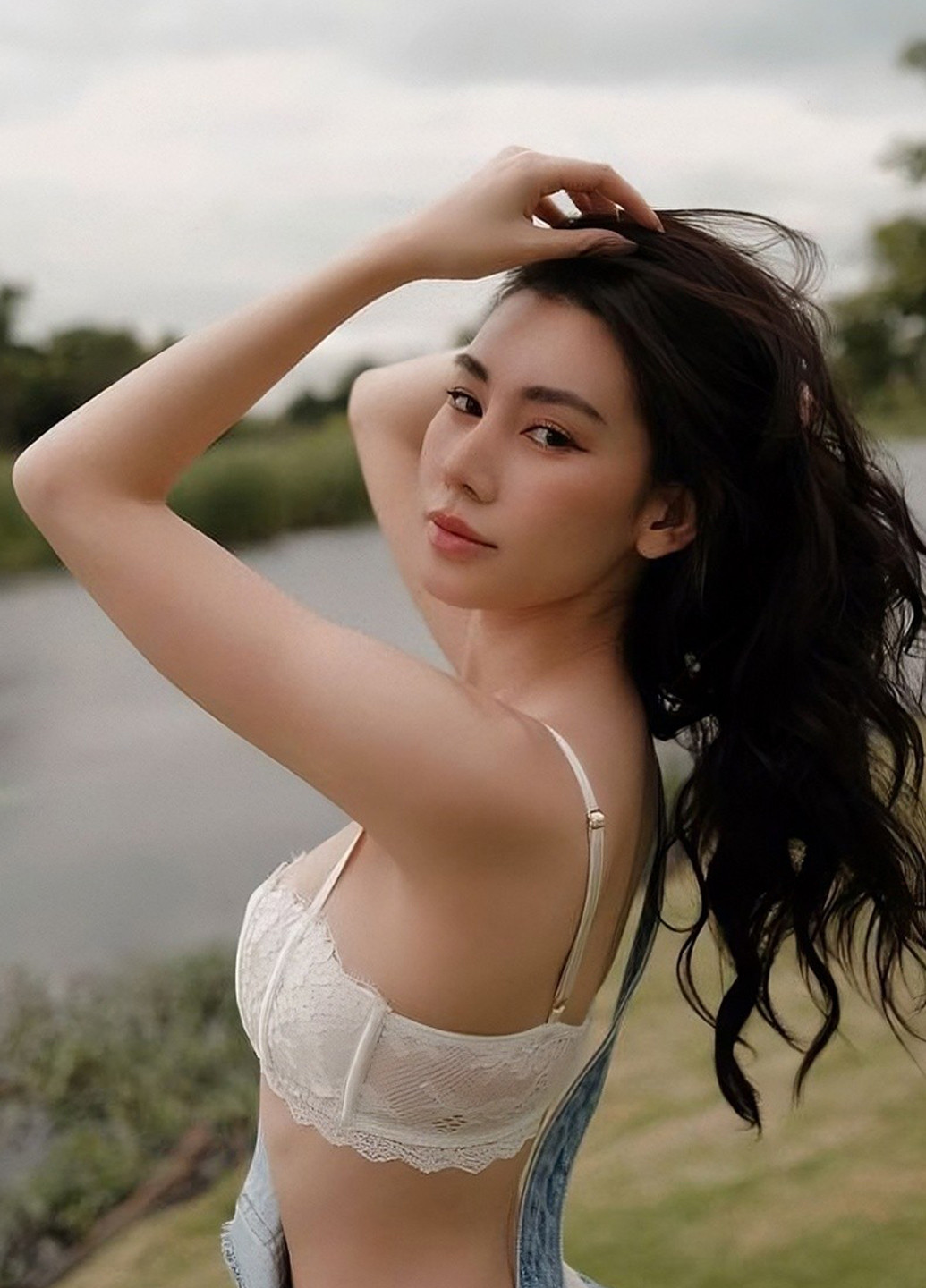 Молочний демісезонний комплект (бюстгальтер, трусики) Victoria's Secret