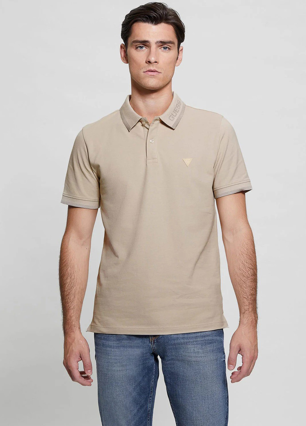 Бежевая футболка-поло для мужчин Guess с логотипом
