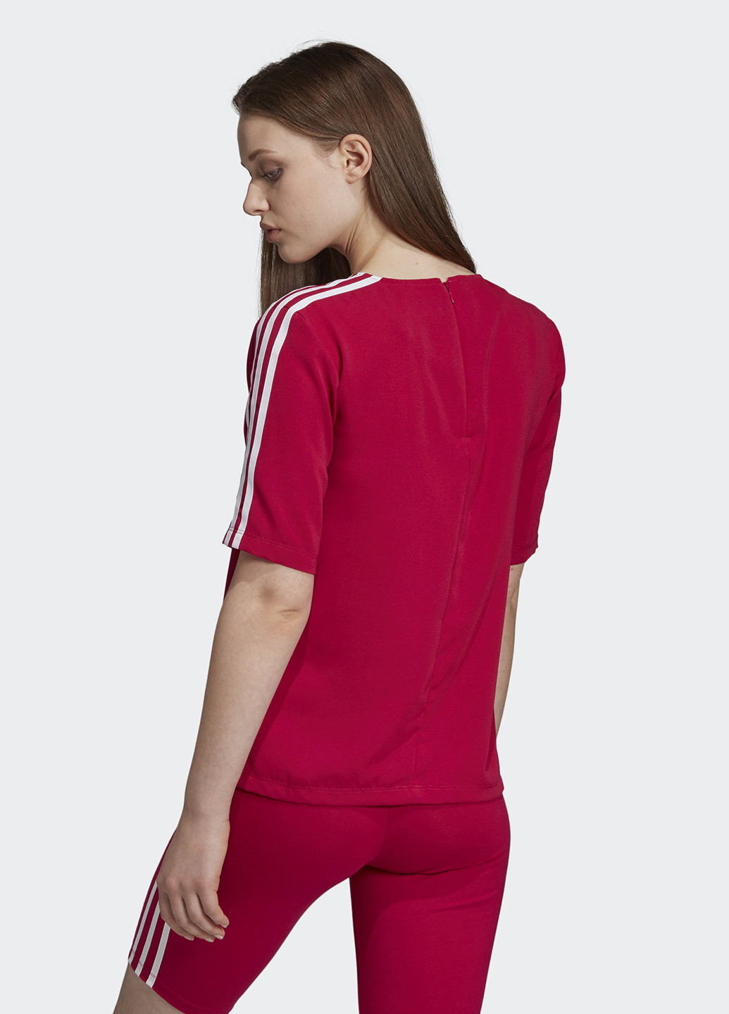 Рожева всесезон футболка adidas