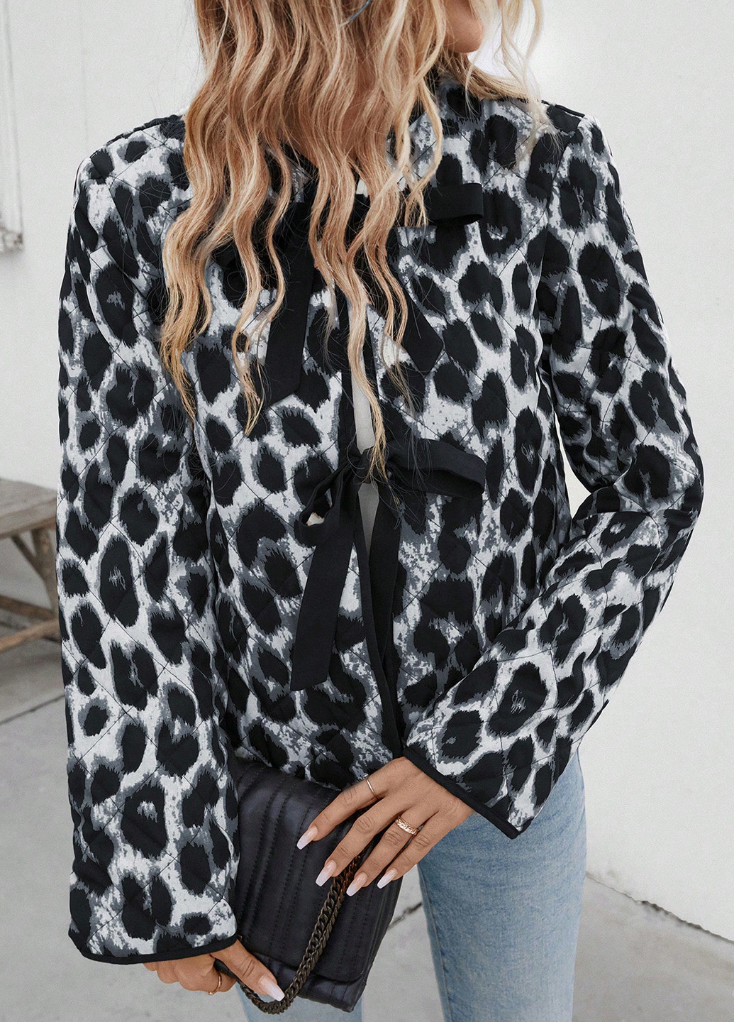 Сіра демісезонна куртка SHEIN