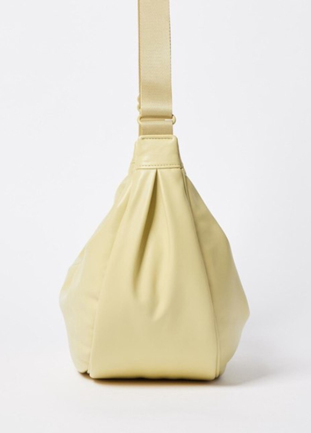 Сумка Uniqlo (301263158)