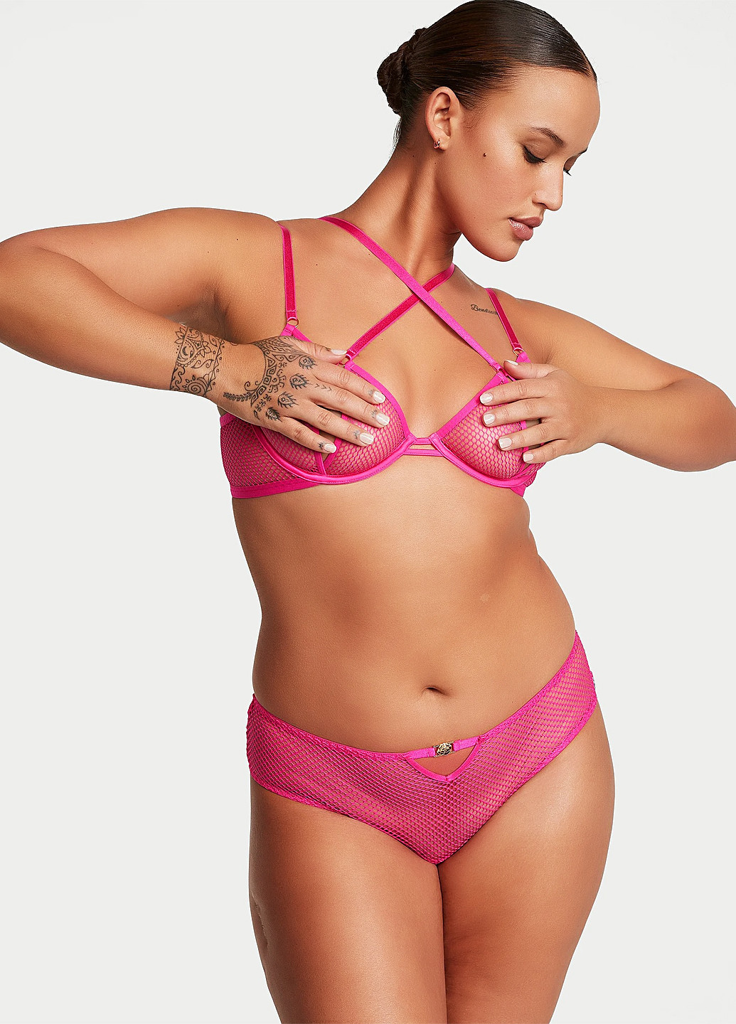 Розовый демисезонный комплект (бюстгальтер, трусики) Victoria's Secret