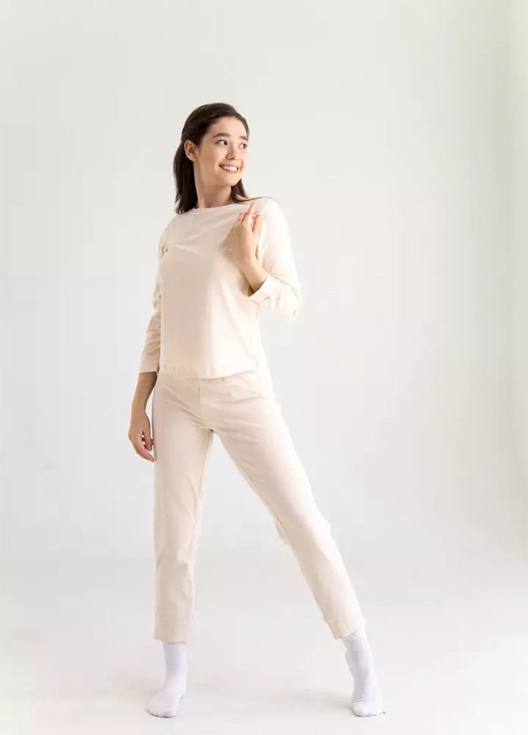 Молочная всесезон пижама (лонгслив, брюки) лонгслив + брюки BBL
