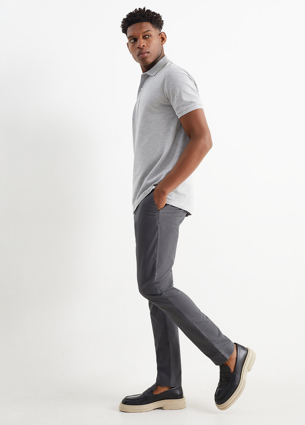 Серые кэжуал демисезонные чиносы брюки C&A