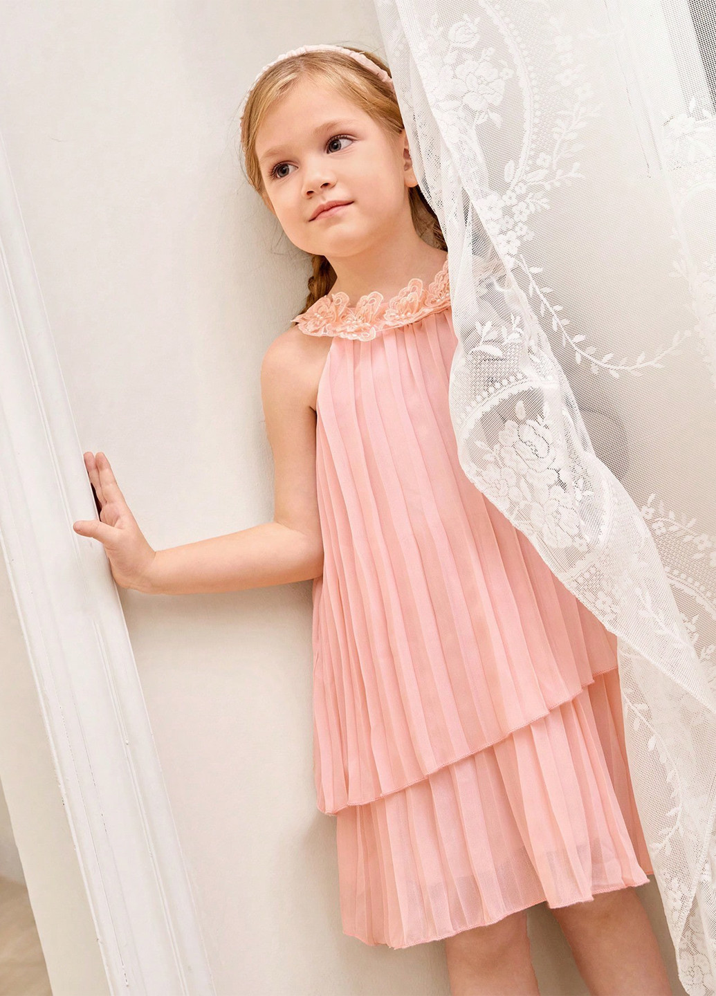 Светло-розовое платье SHEIN (325533635)