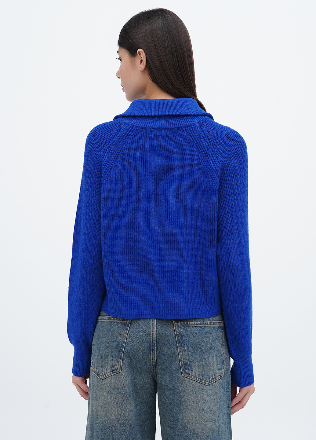 Синий демисезонный свитер M@C