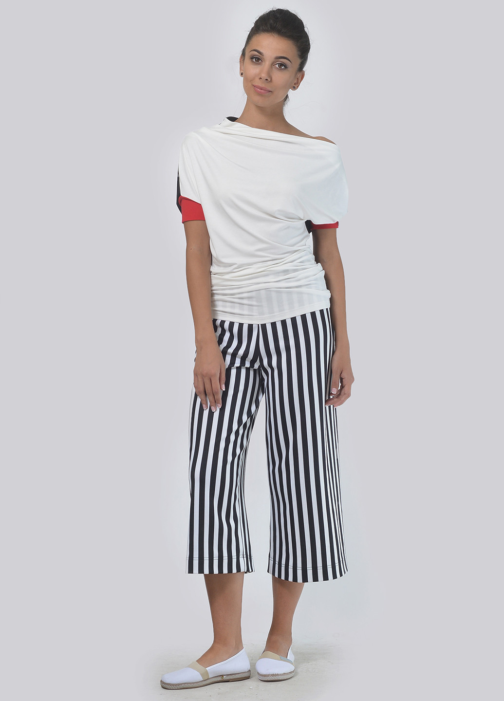 Комбинированный летний комплект (футболка, брюки) Agata Webers