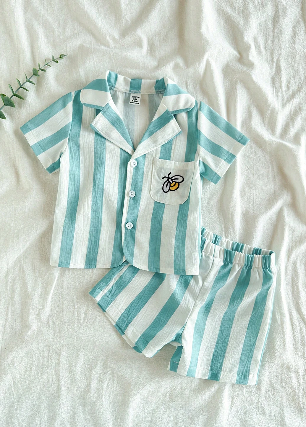 Блакитний літній костюм (сорочка, шорти) з сорочкою, з шортами SHEIN