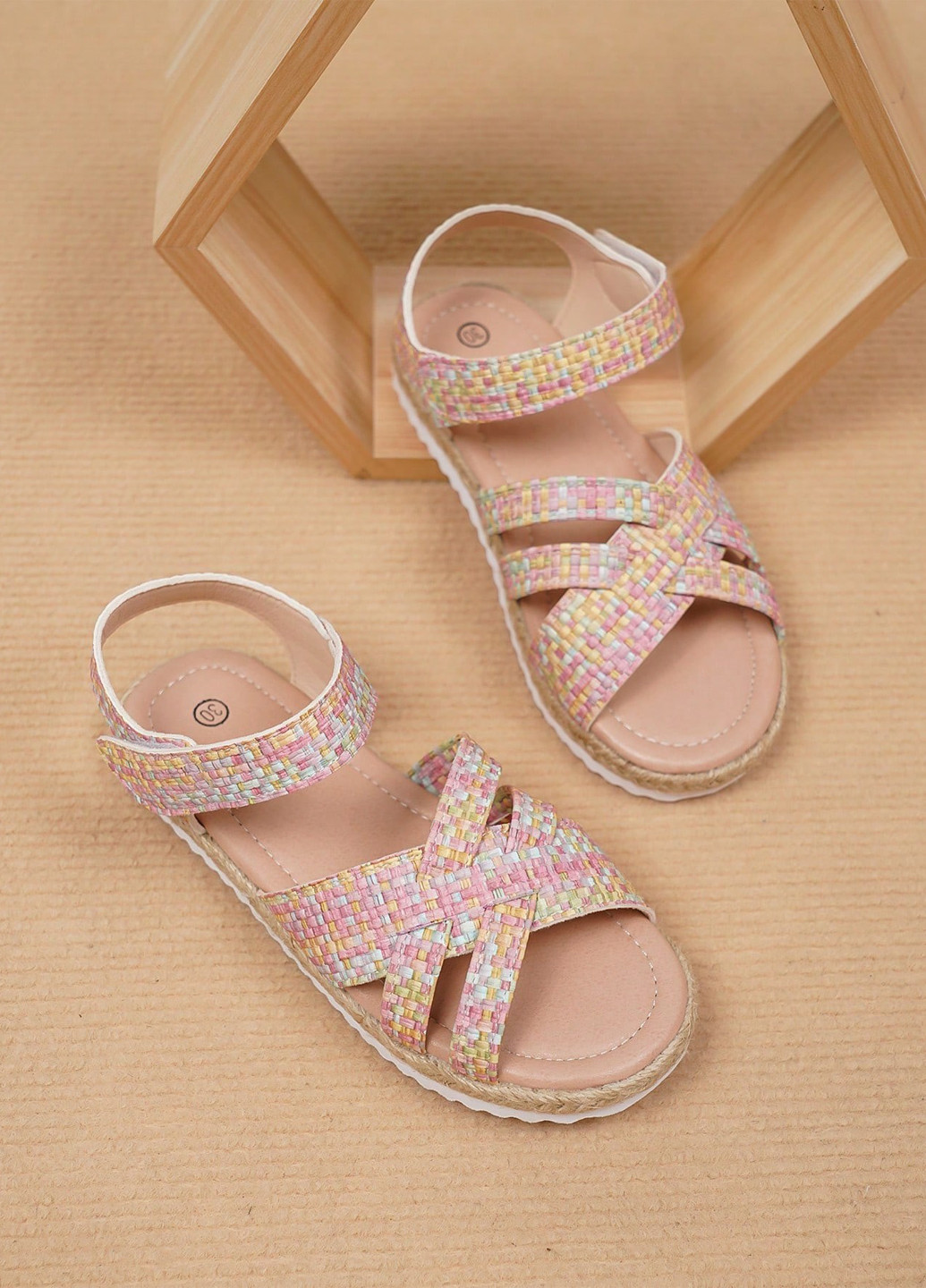 Цветные кэжуал сандалии SHEIN на липучке