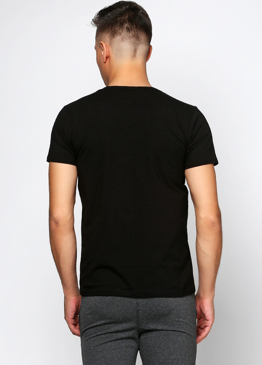 Чорна футболка Malta