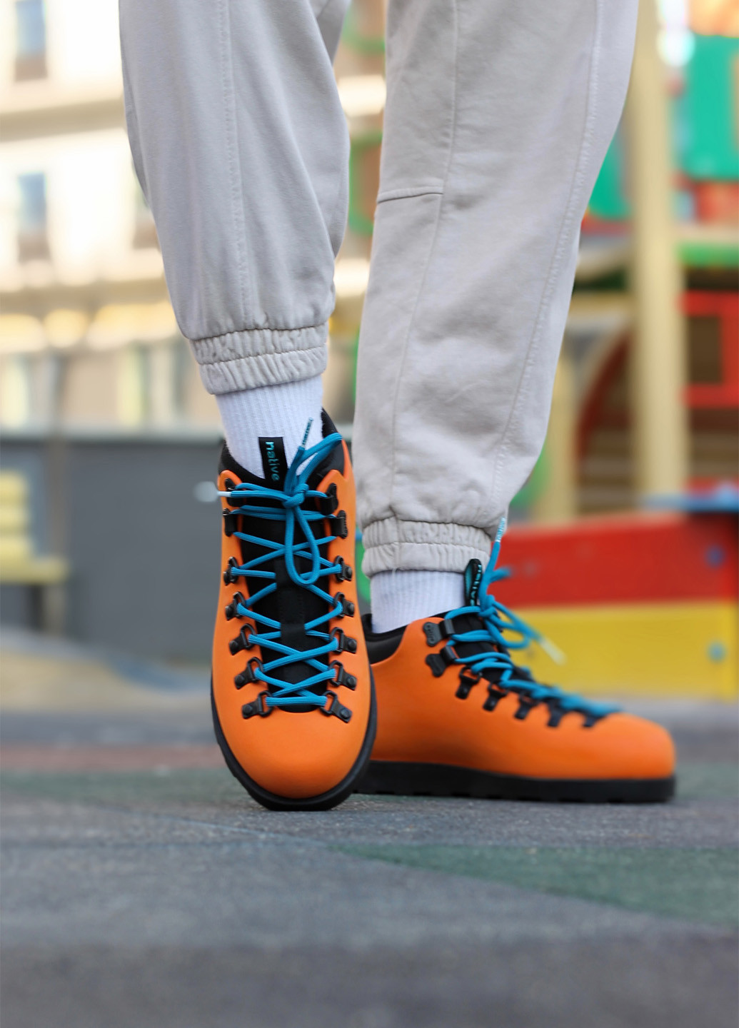 Оранжевые зимние ботинки Native