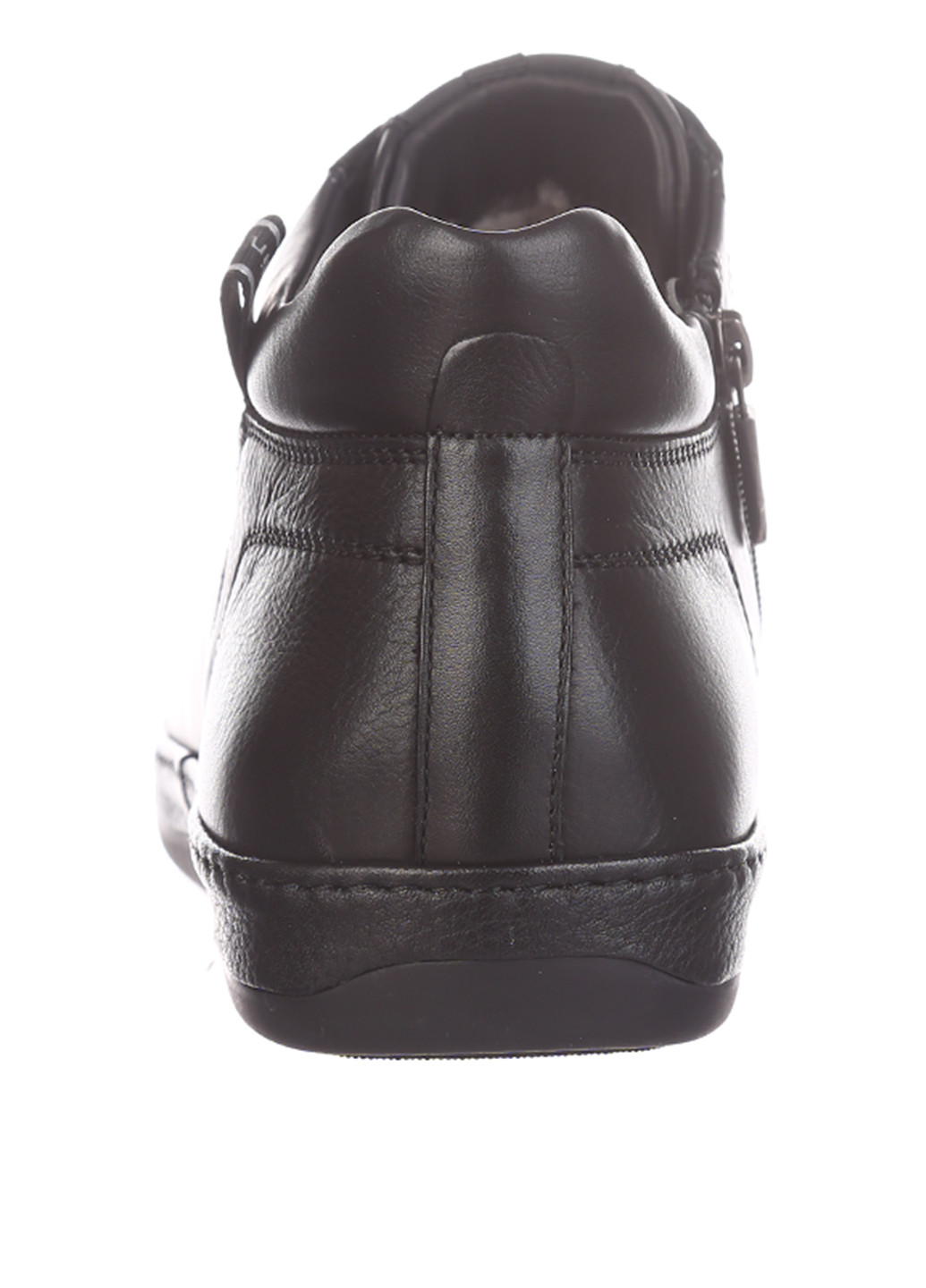 Черные зимние ботинки Cosottinni